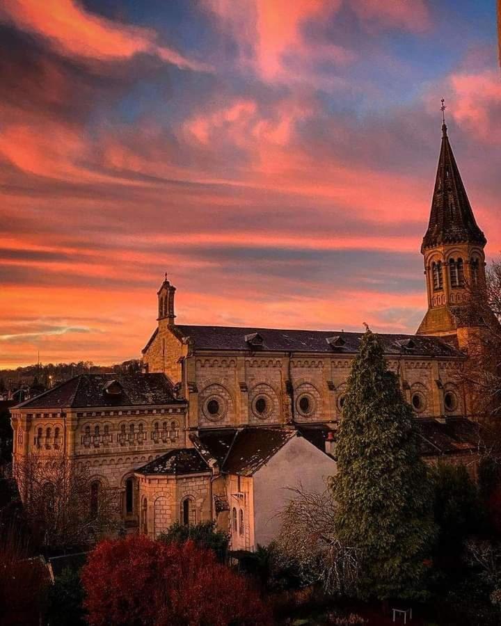 Chambre climatisée au cœur de brive avec téléviseur connecté wifi Netflix Esterno foto